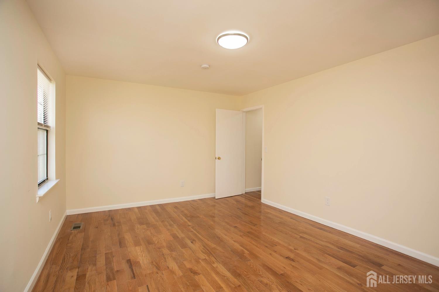 7 Cactus, Edison, NJ, 08820