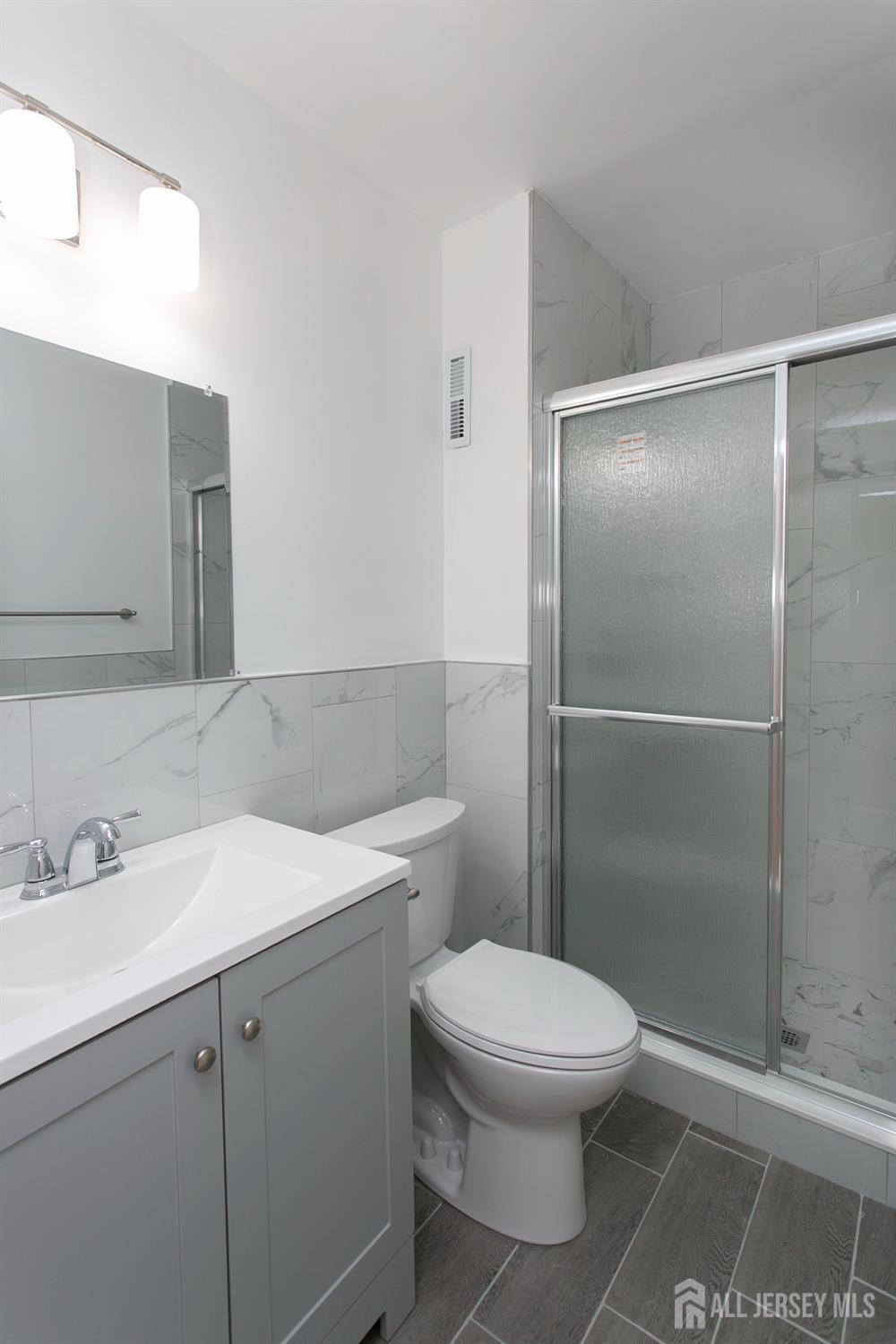 7 Cactus, Edison, NJ, 08820