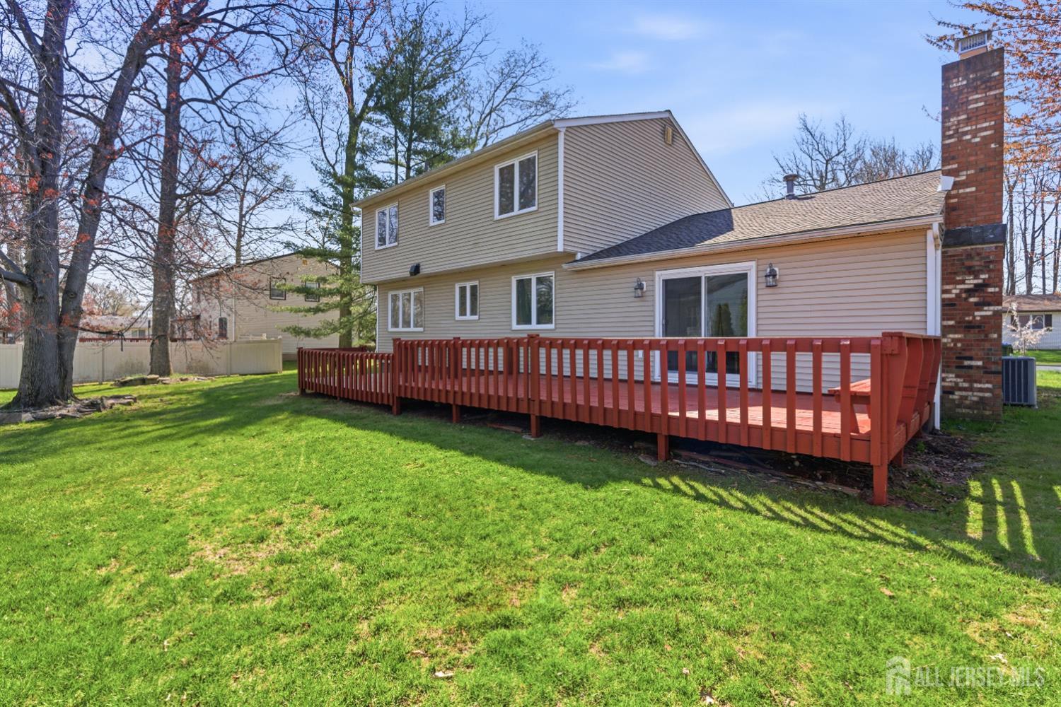 16 McKinley, Edison, NJ, 08820