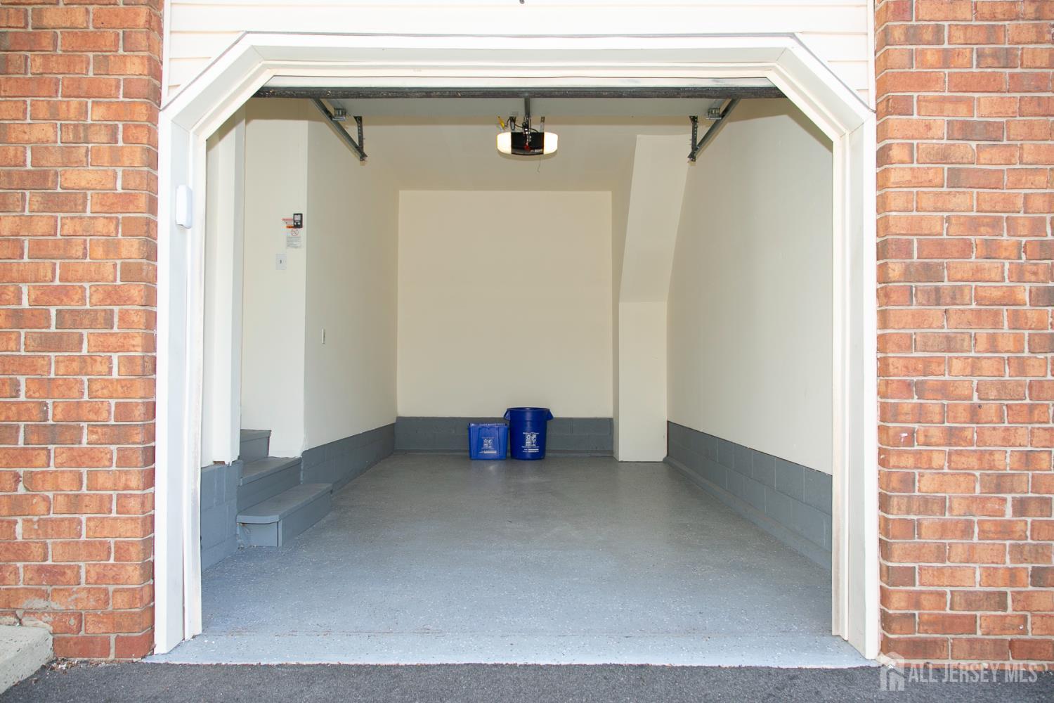 7 Cactus, Edison, NJ, 08820