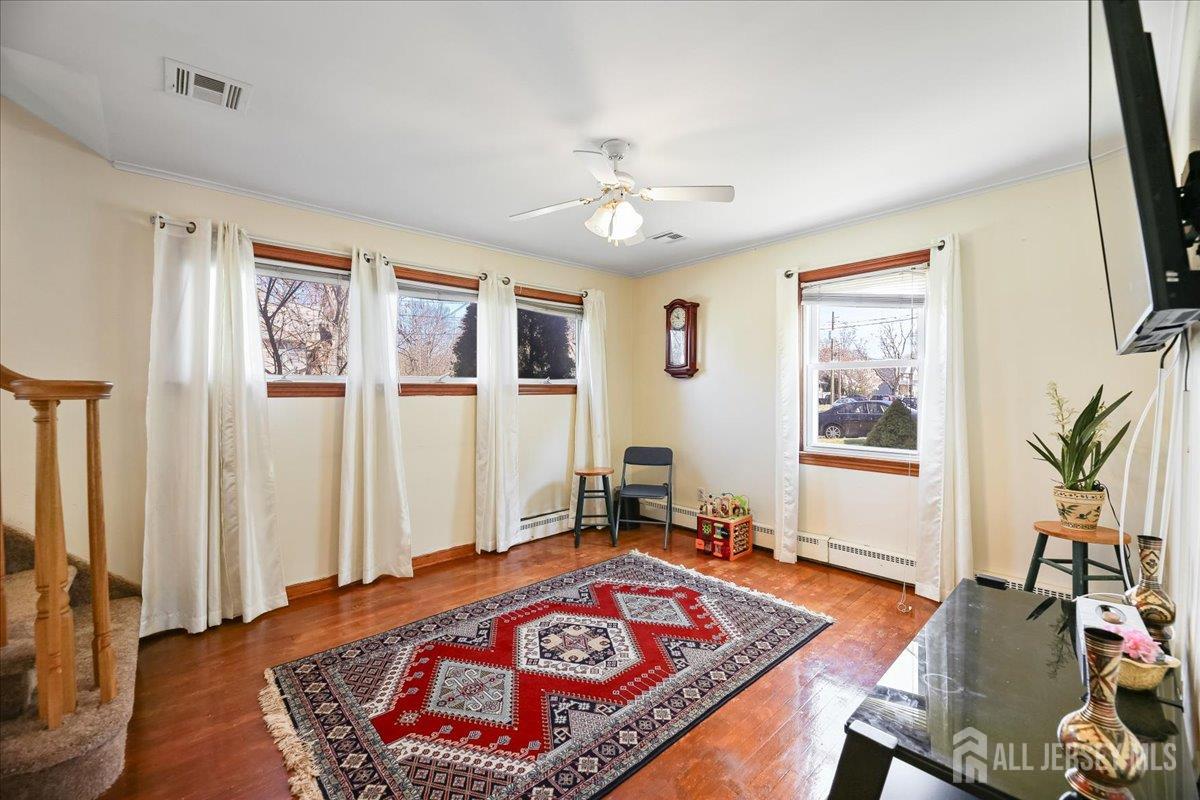 439 Fairview, Colonia, NJ, 07067