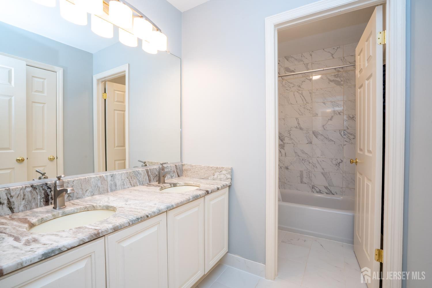 14 holohan, Plainsboro, NJ, 08536