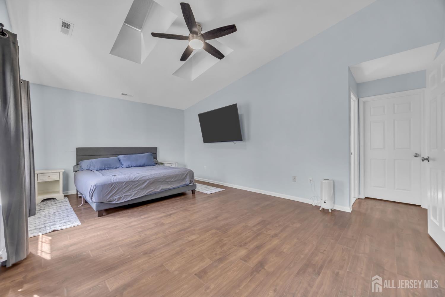 44 ROZALYN, Old Bridge, NJ, 08879