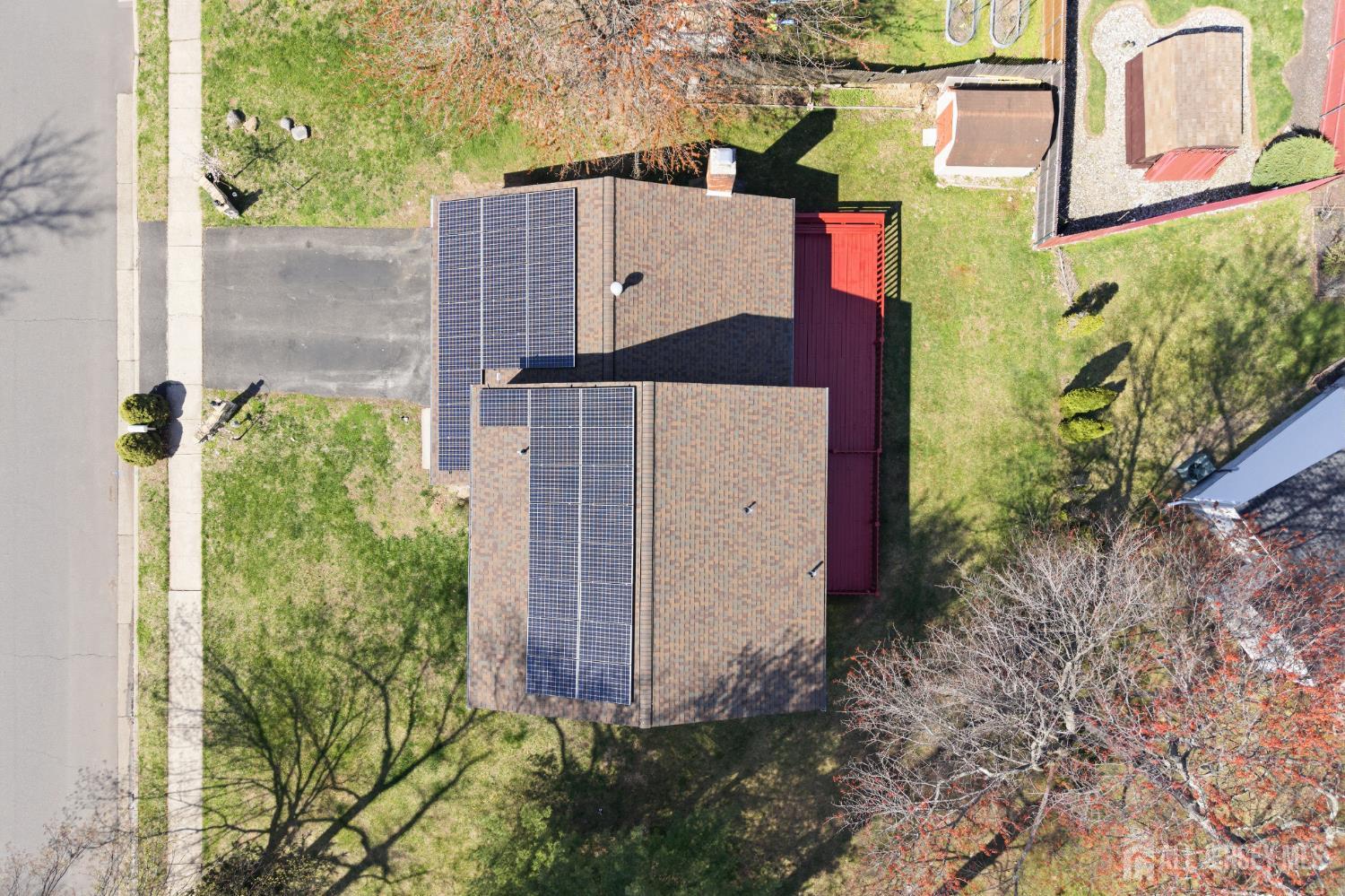 16 McKinley, Edison, NJ, 08820