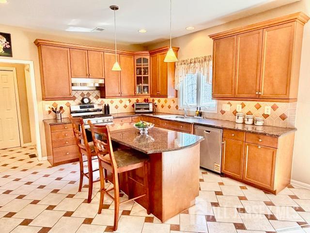 1 Schindler, Monroe, NJ, 08831