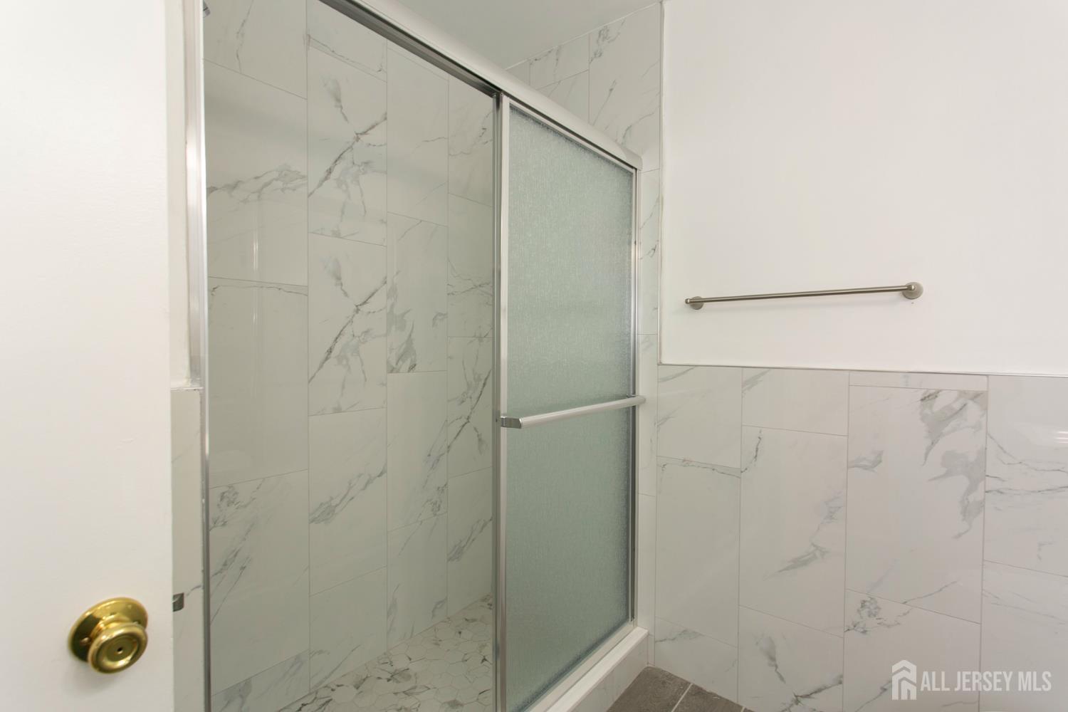 7 Cactus, Edison, NJ, 08820