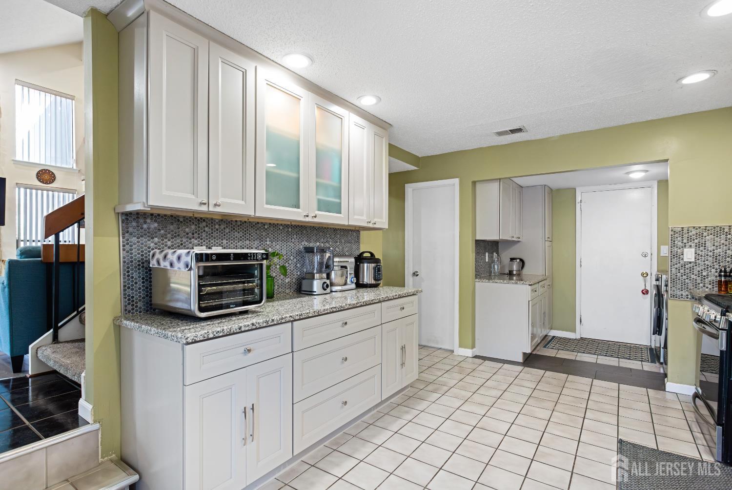 Homes for Sale in Edison, NJ