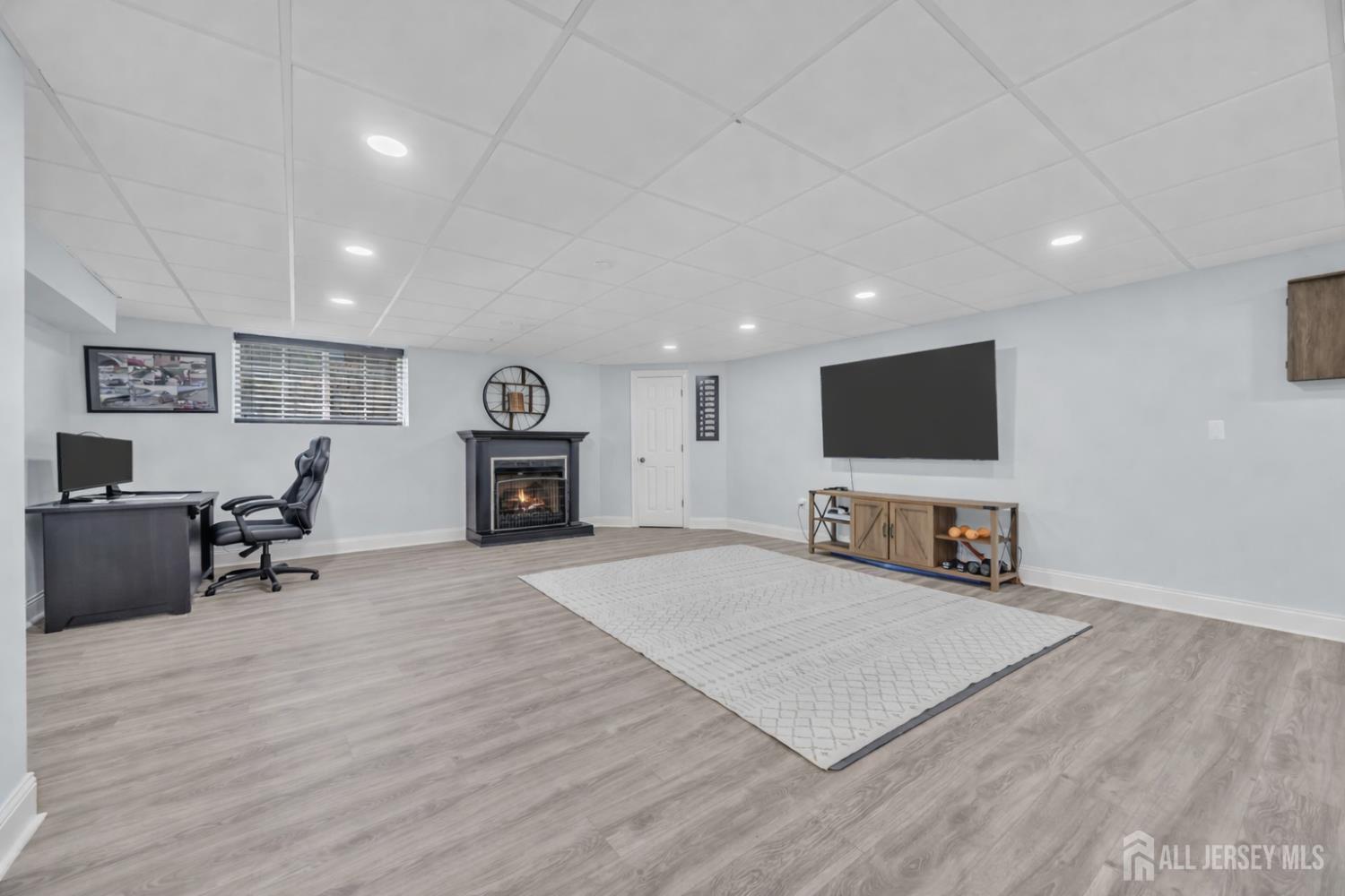 44 ROZALYN, Old Bridge, NJ, 08879