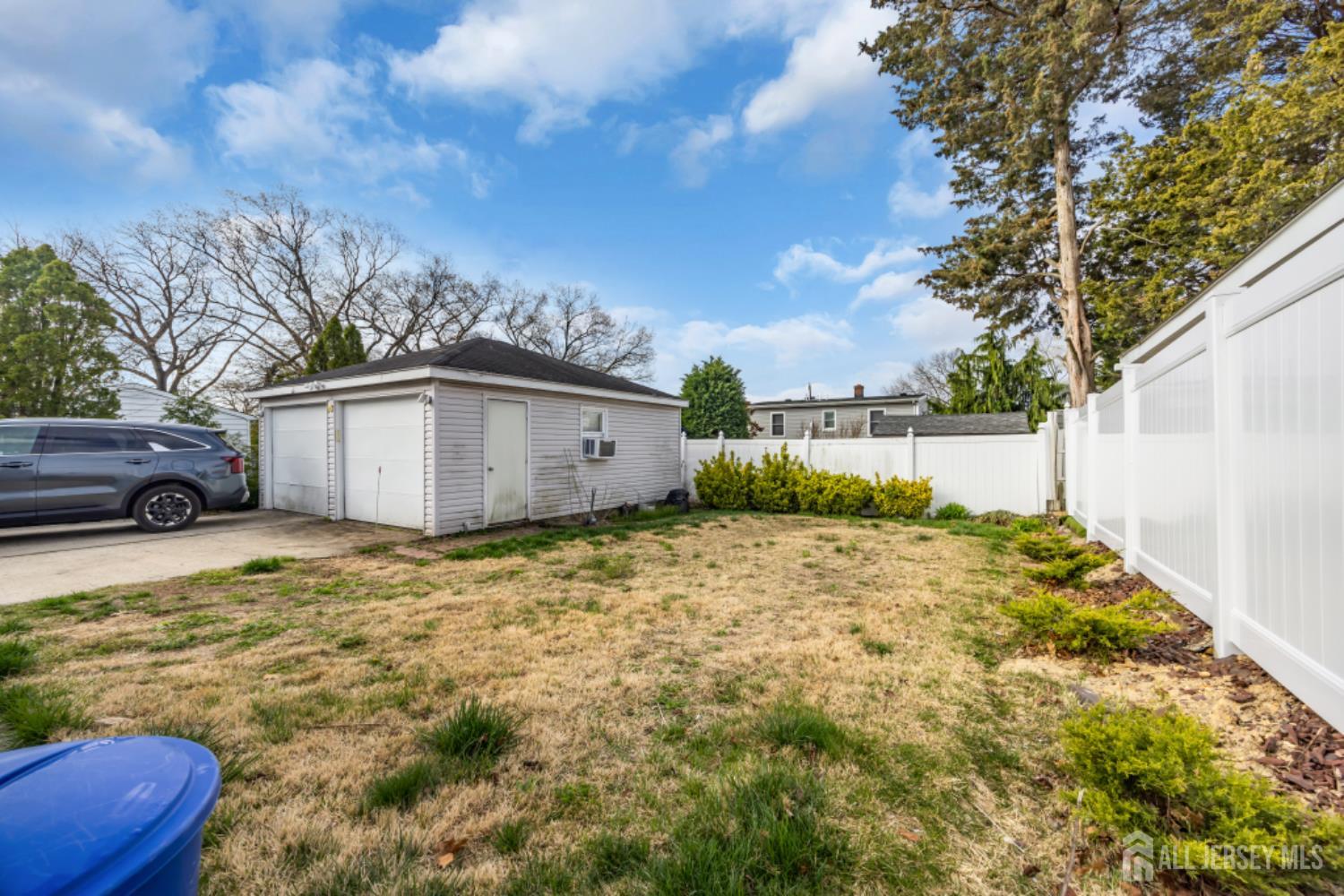 85 Coolidge, Sayreville, NJ, 08859