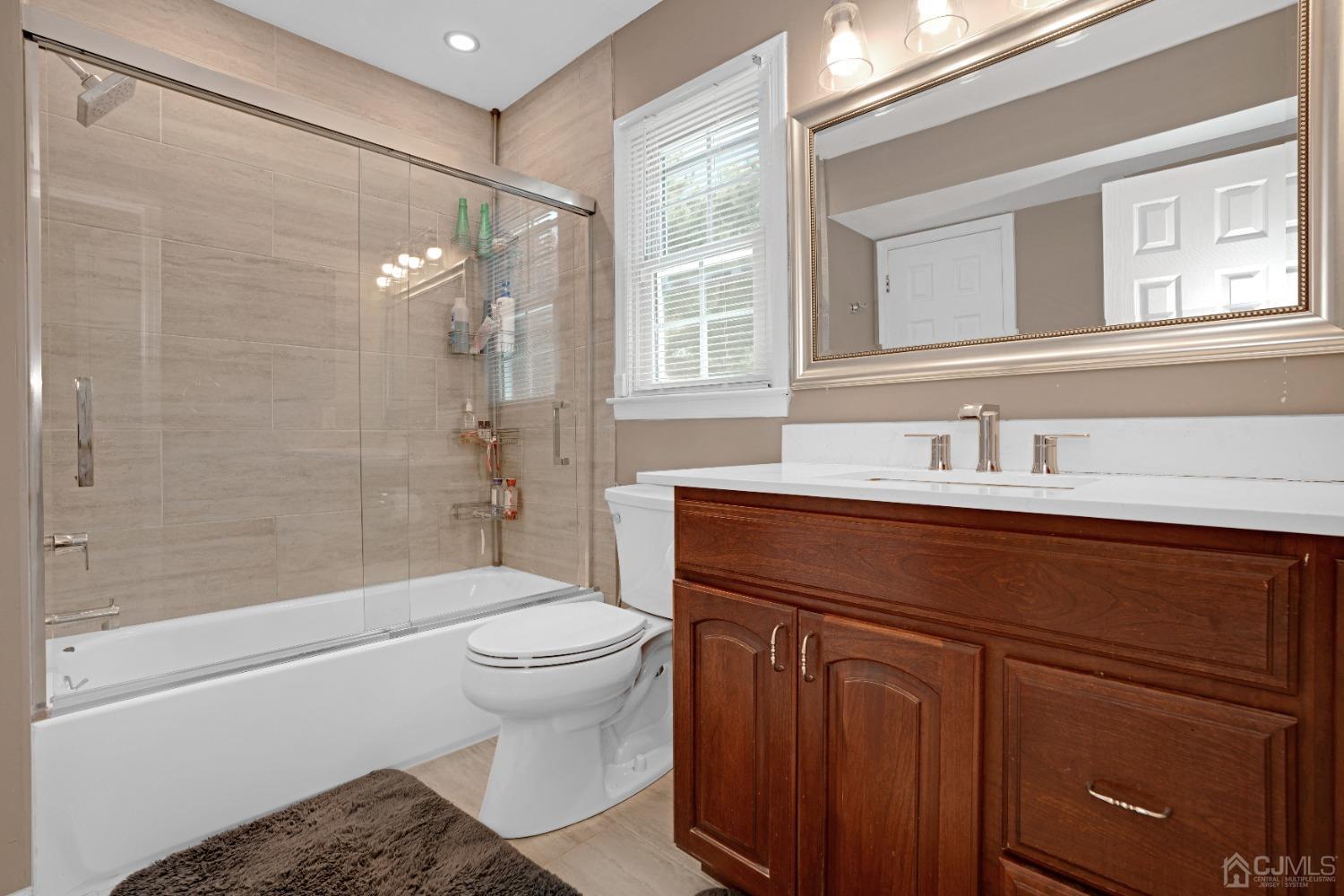 8 Farrington, Edison, NJ, 08820