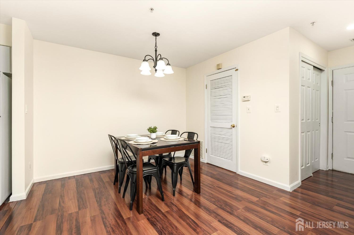 1125 W Waterford, Edison, NJ, 08817