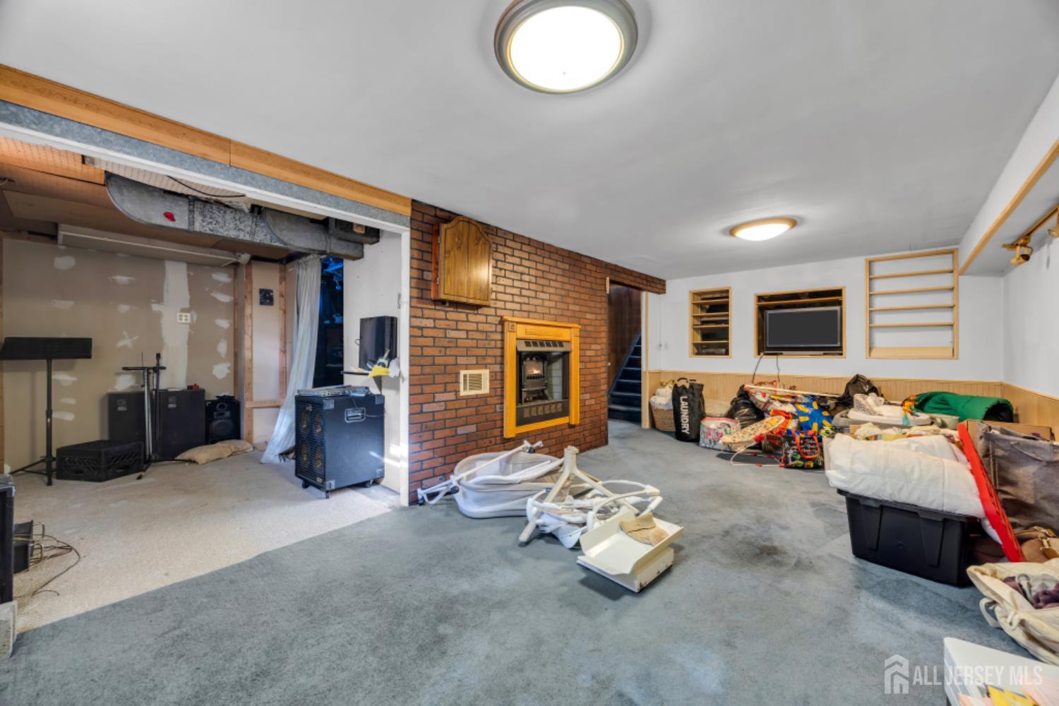 85 Coolidge, Sayreville, NJ, 08859