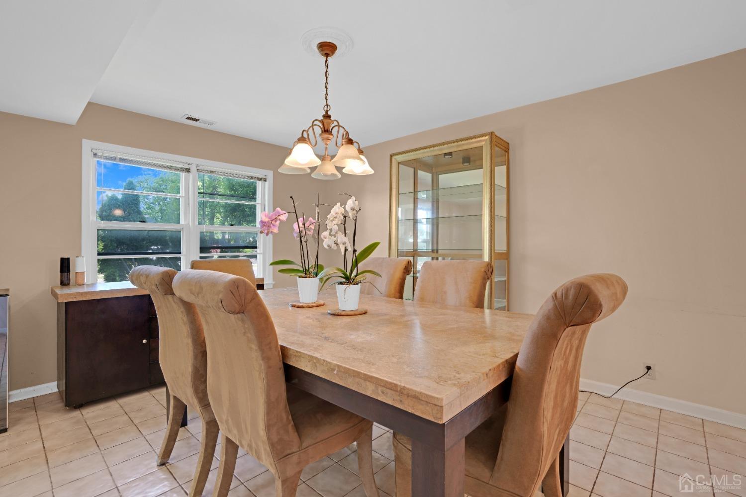 8 Farrington, Edison, NJ, 08820