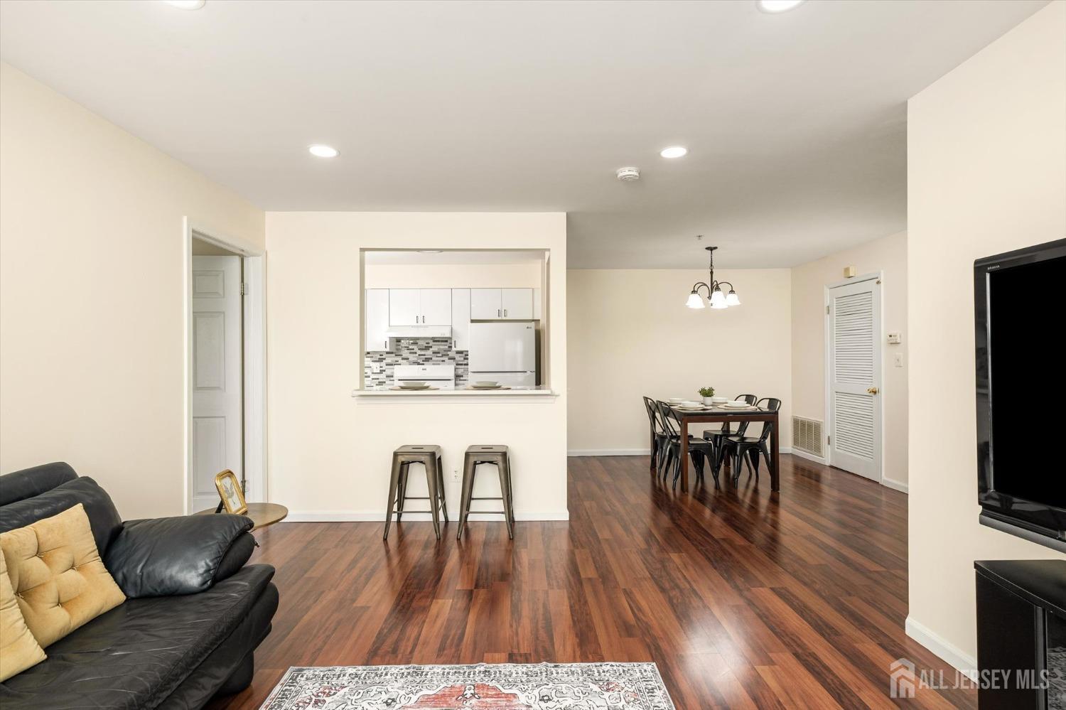 1125 W Waterford, Edison, NJ, 08817