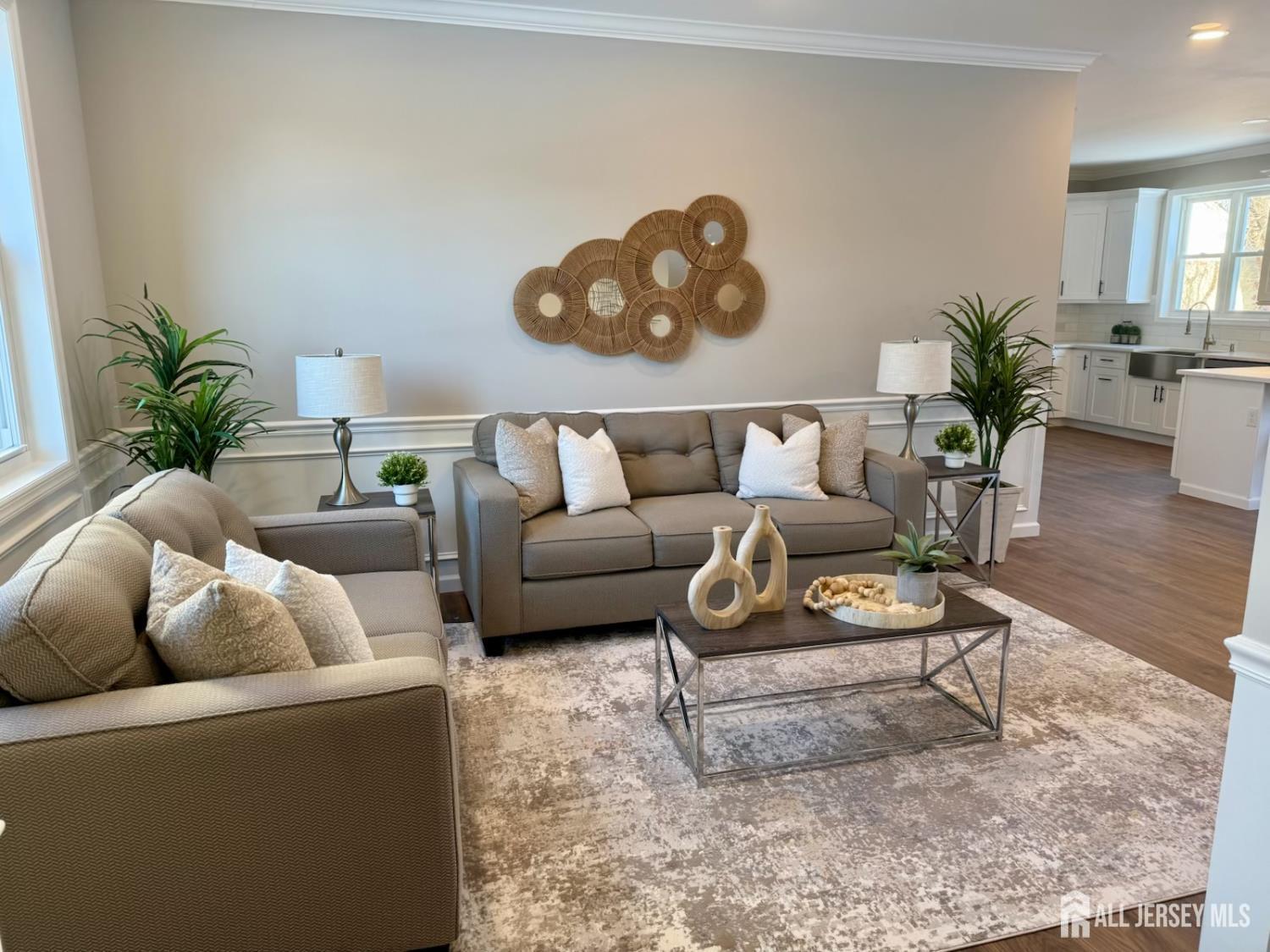 7 Vale, Edison, NJ, 08817