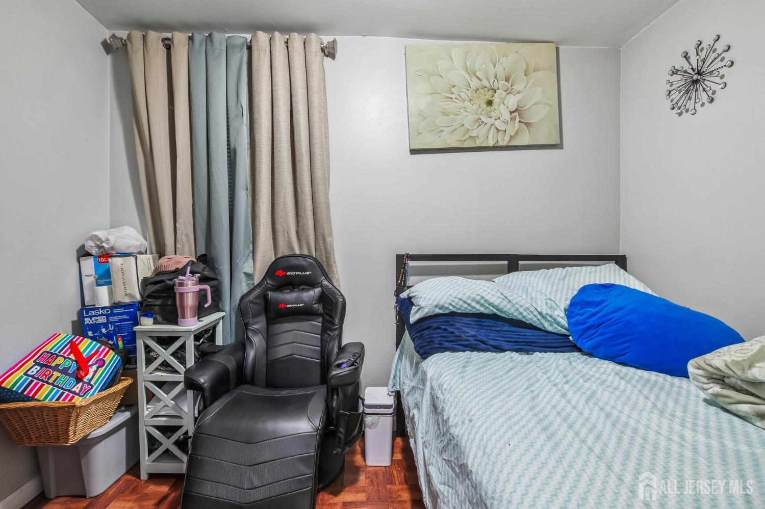 208 Gordon, Perth Amboy, NJ, 08861