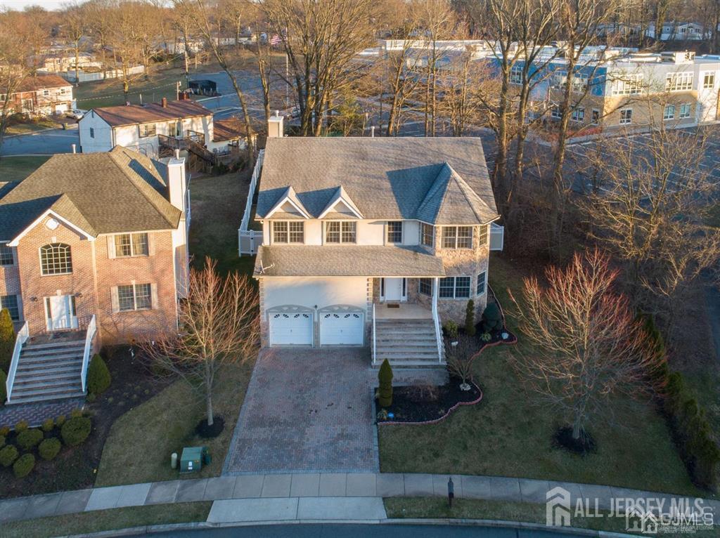 43 Melbloum, Edison, NJ, 08837