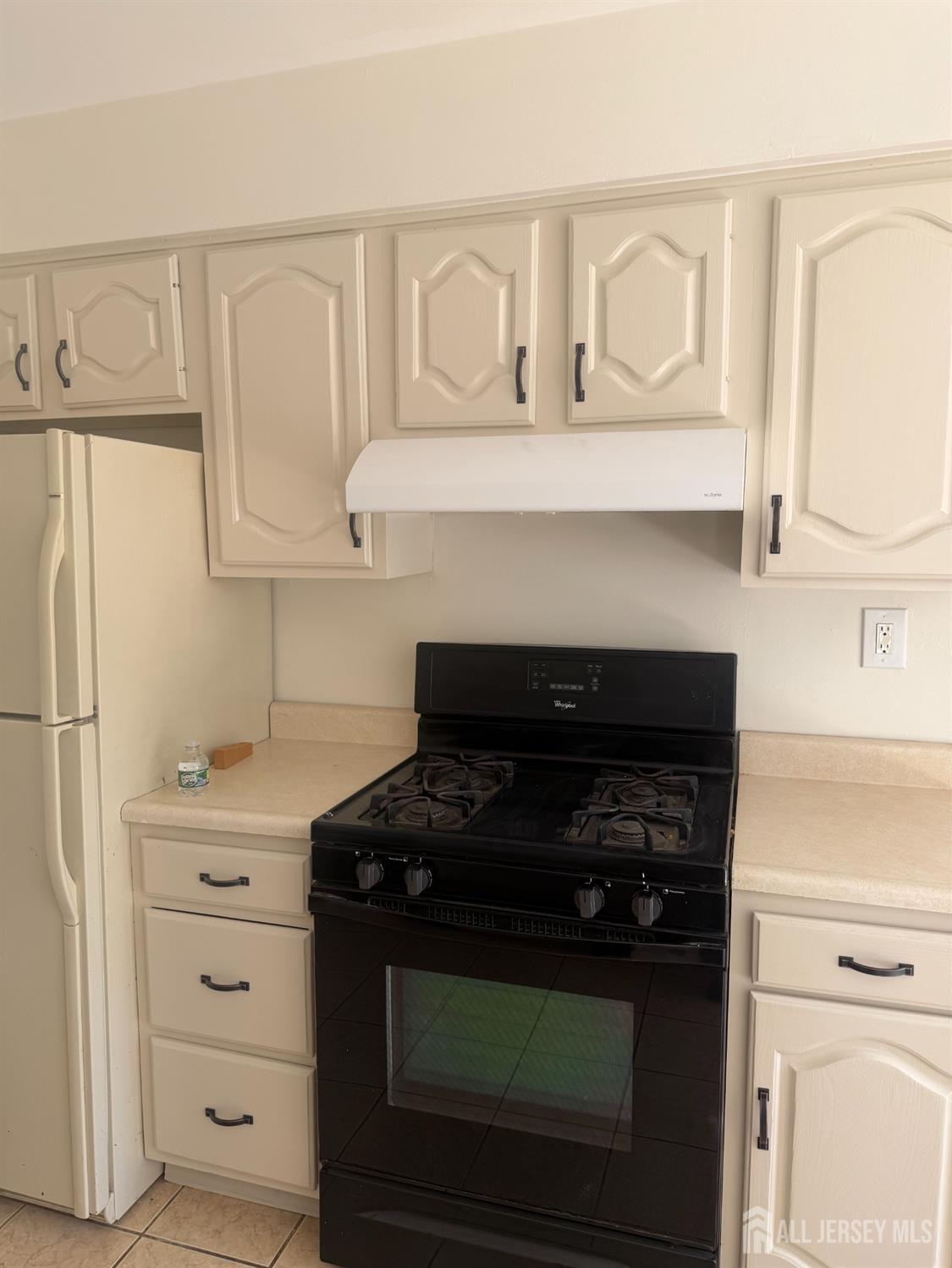 13 OAK WOOD, Parlin, NJ, 08859