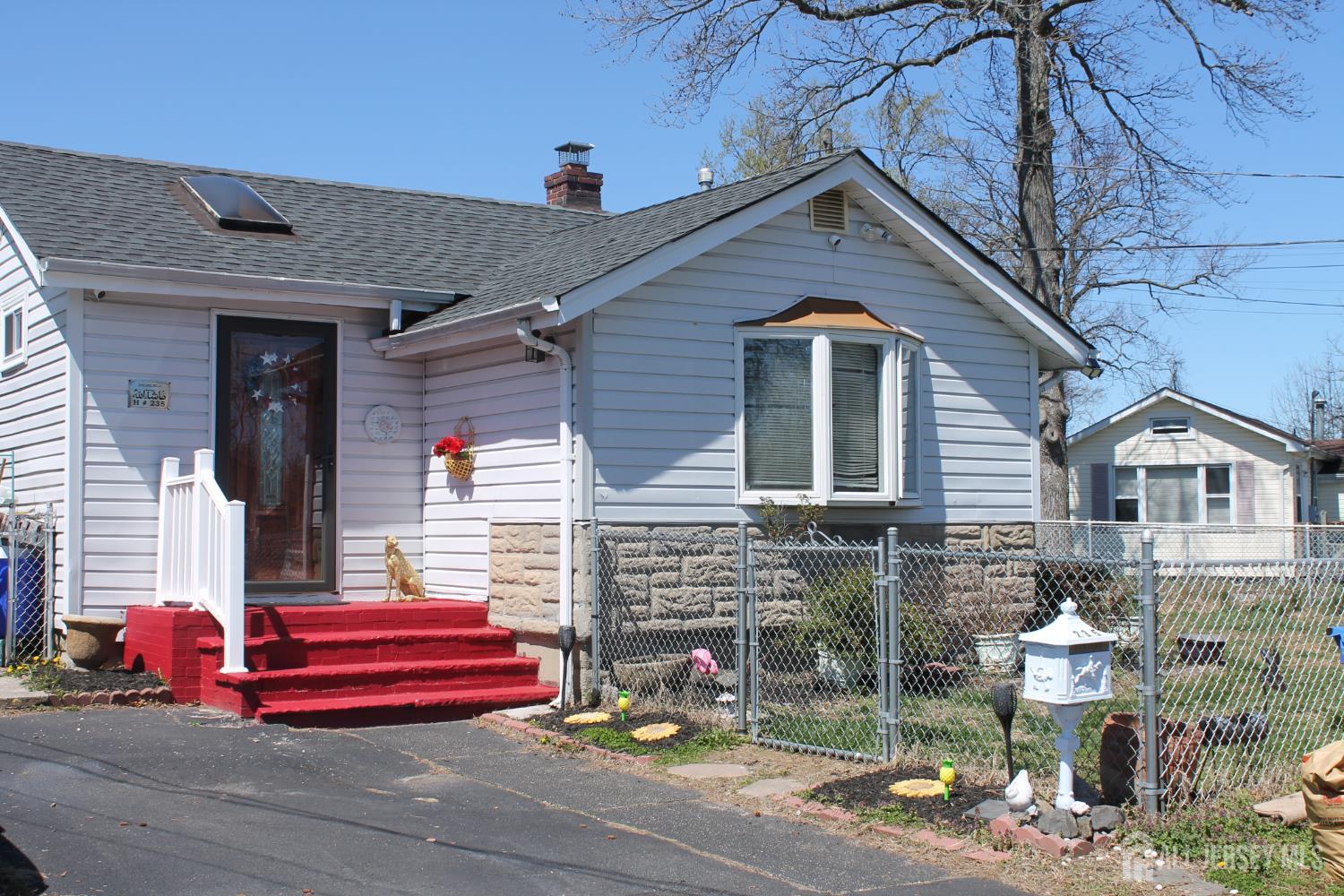 Photo of 235 Alpine Way