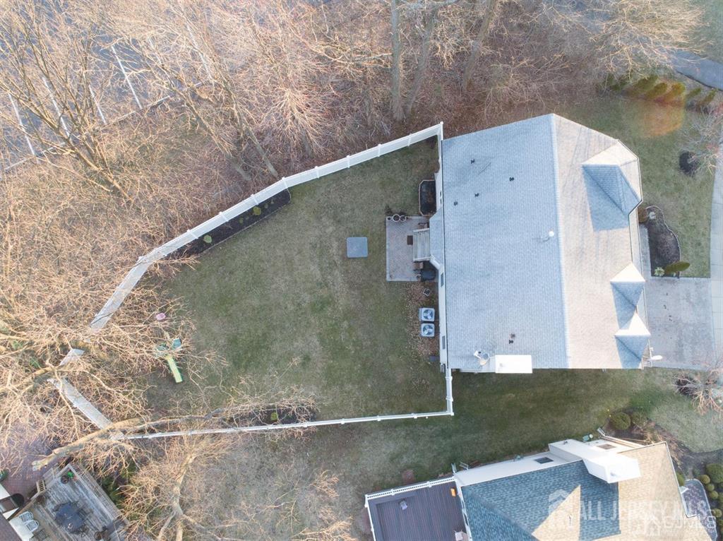 43 Melbloum, Edison, NJ, 08837