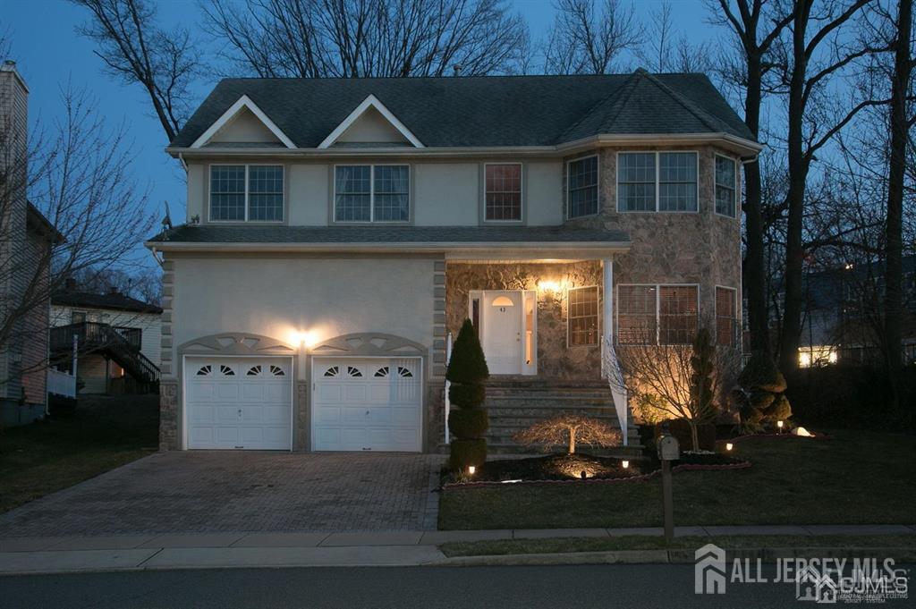 43 Melbloum, Edison, NJ, 08837