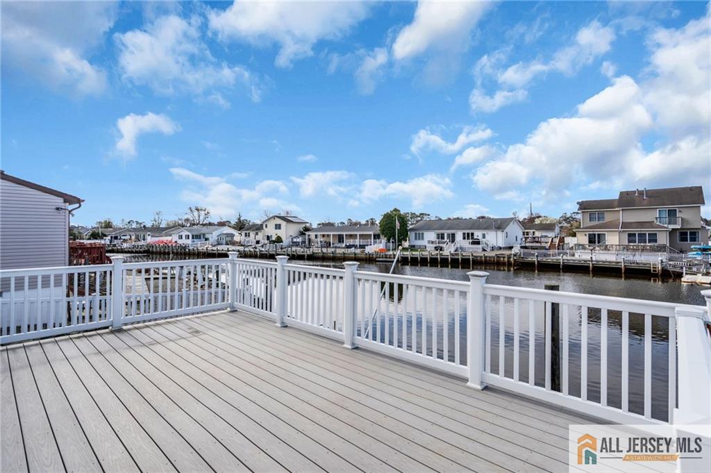 11 Parkers Point, Lacey, NJ, 08731