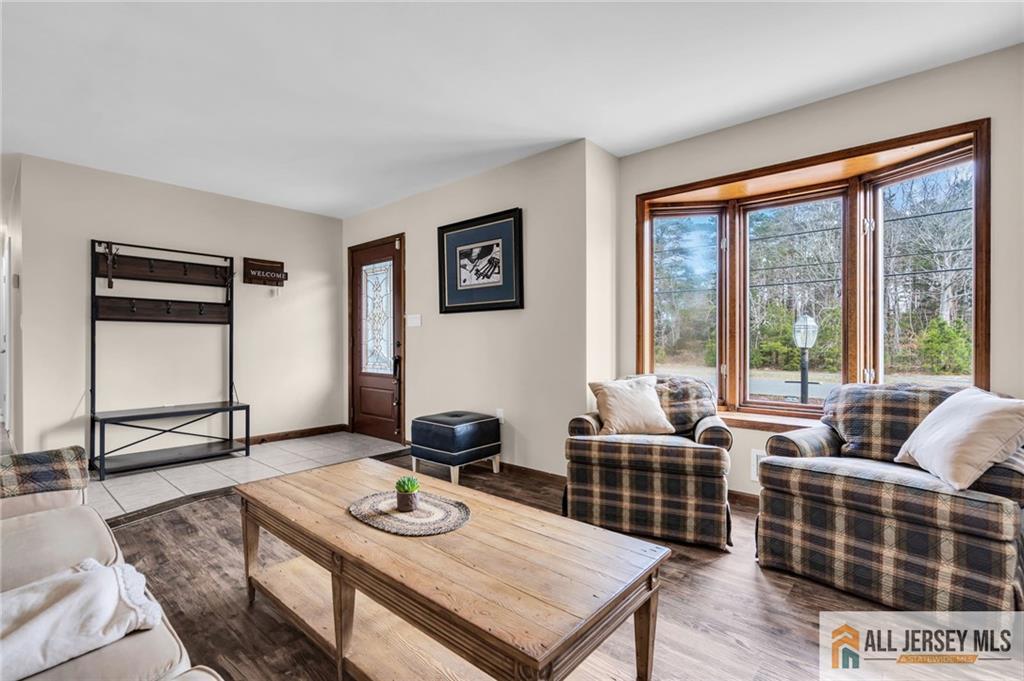 11 Parkers Point, Lacey, NJ, 08731