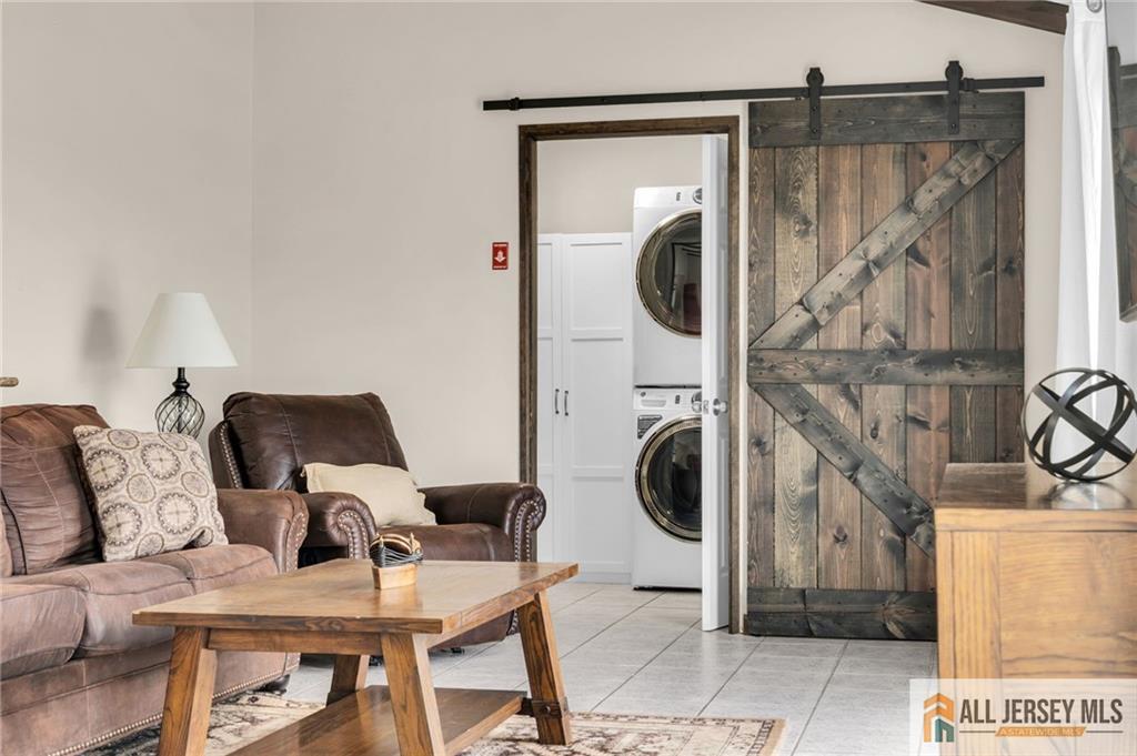 11 Parkers Point, Lacey, NJ, 08731