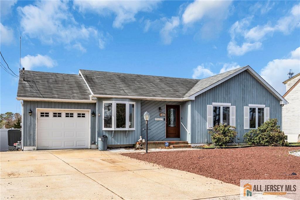 11 Parkers Point, Lacey, NJ, 08731