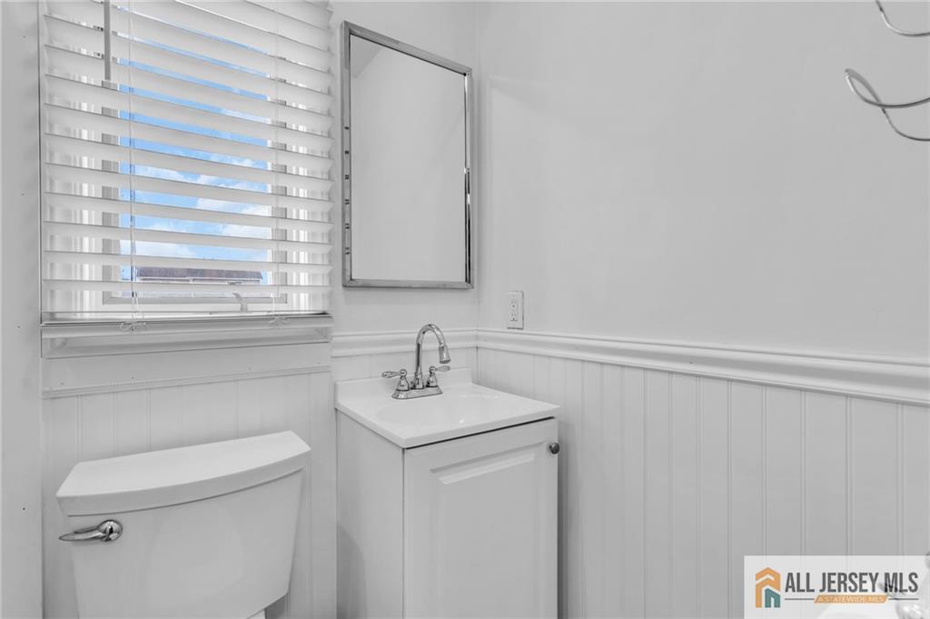 11 Parkers Point, Lacey, NJ, 08731