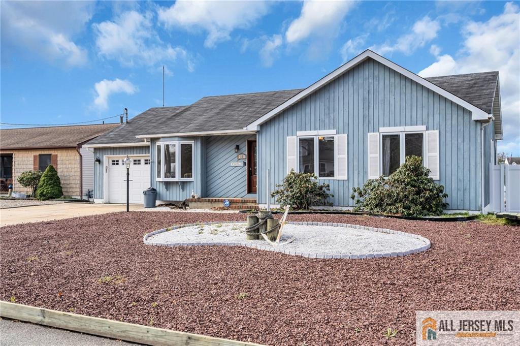 11 Parkers Point, Lacey, NJ, 08731