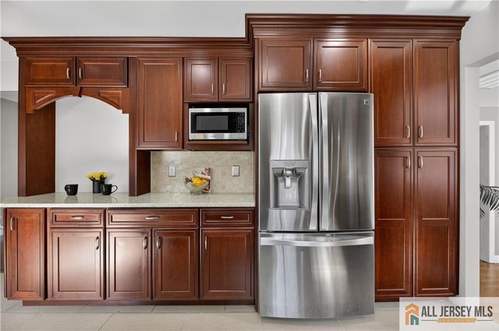 107 Finnegans, South Brunswick, NJ, 08824