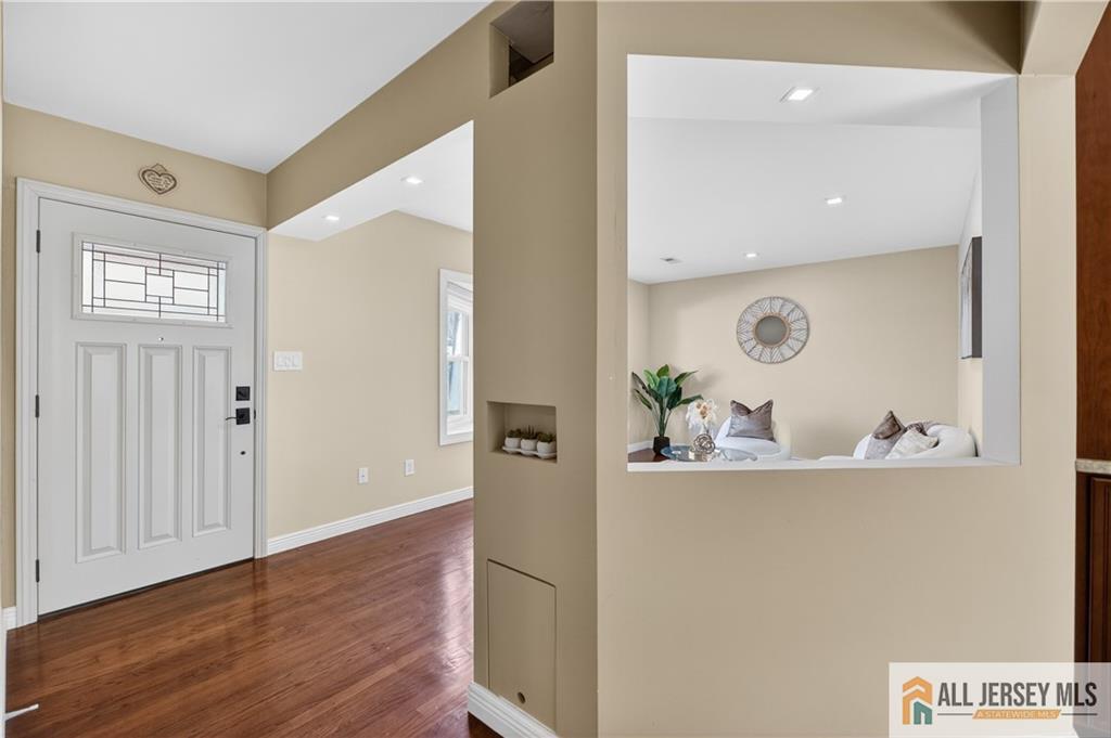 107 Finnegans, South Brunswick, NJ, 08824