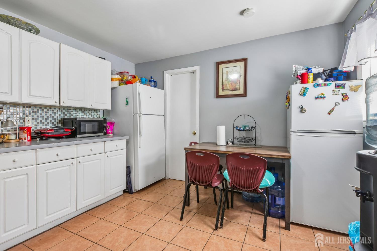 208 Gordon, Perth Amboy, NJ, 08861