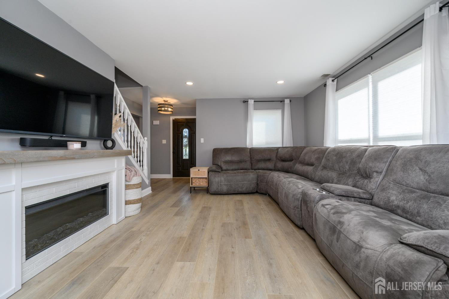 55 Augusta, Tinton Falls, NJ, 07712