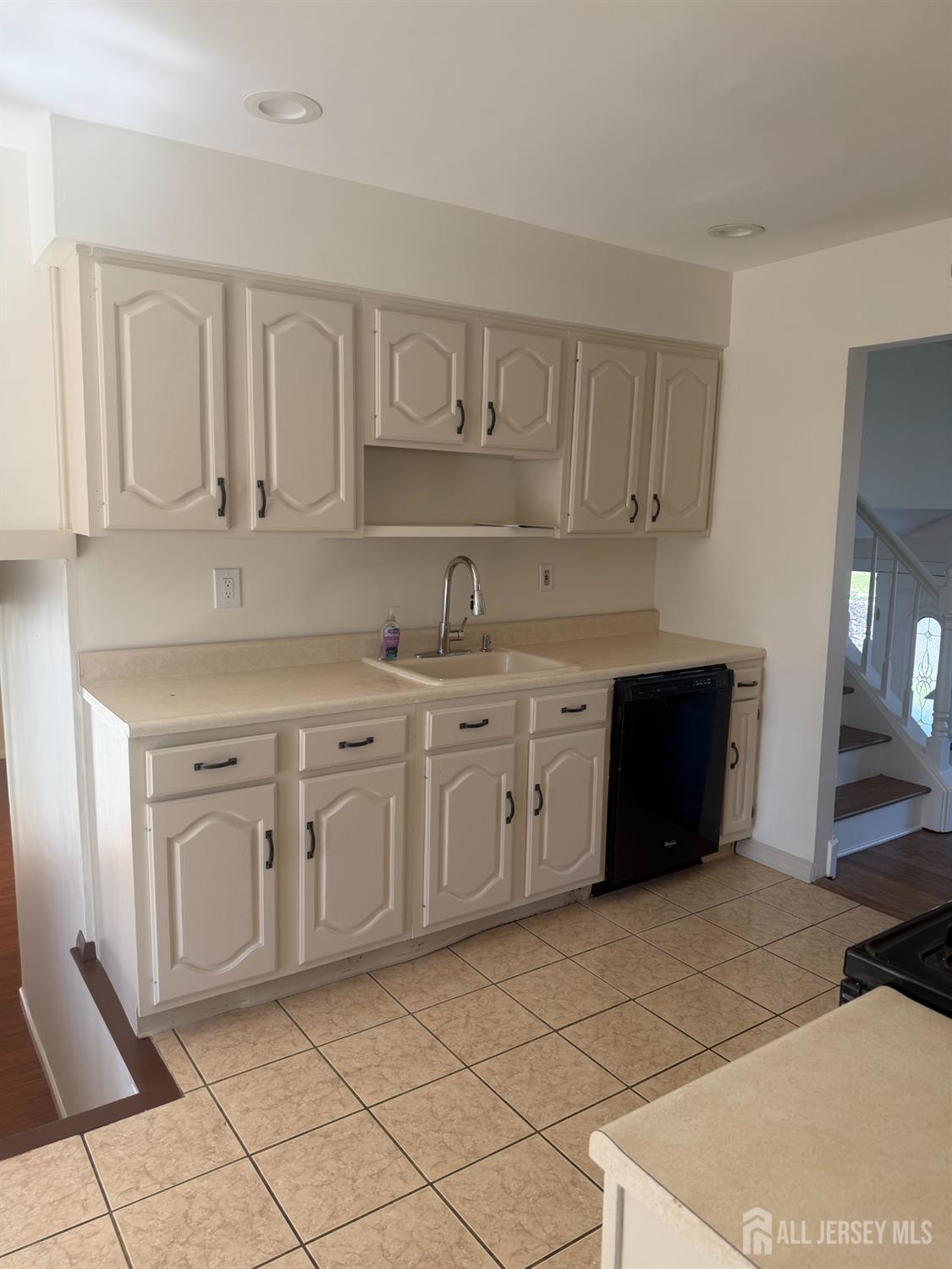 13 OAK WOOD, Parlin, NJ, 08859