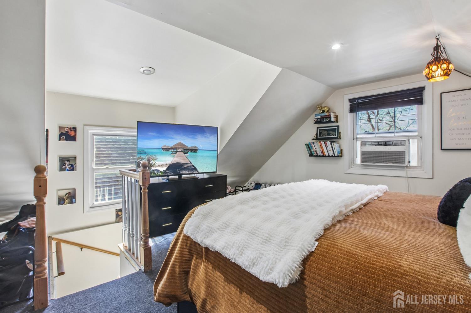 208 Gordon, Perth Amboy, NJ, 08861