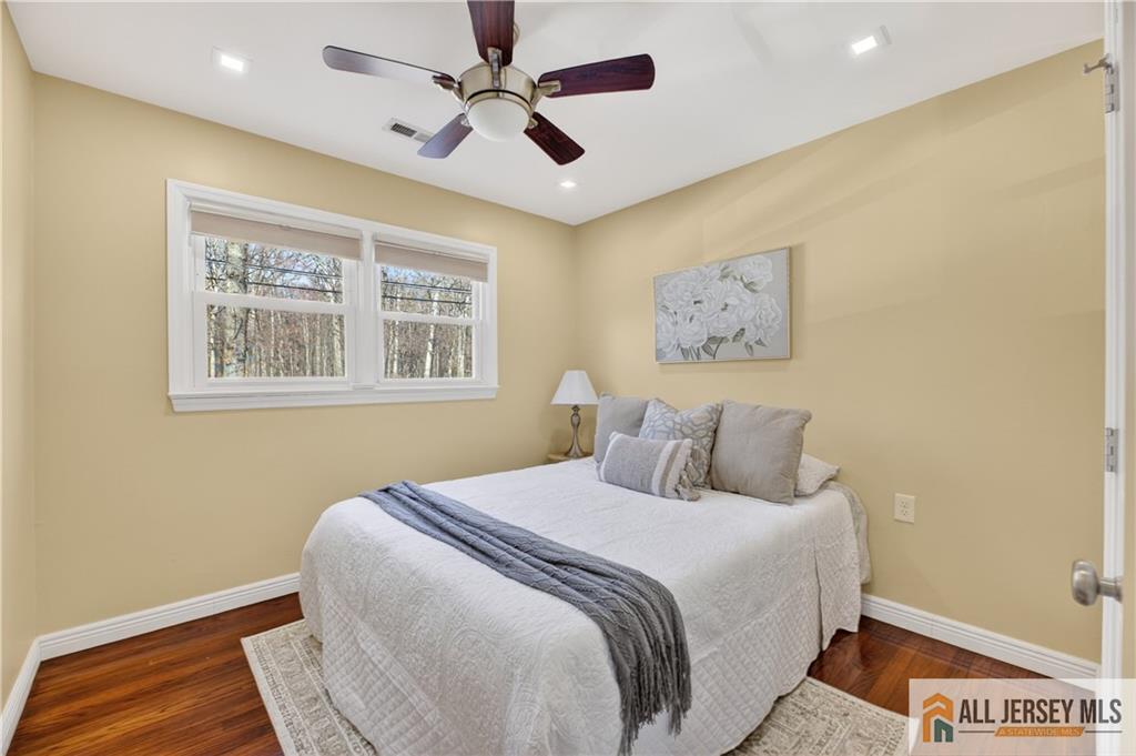 107 Finnegans, South Brunswick, NJ, 08824