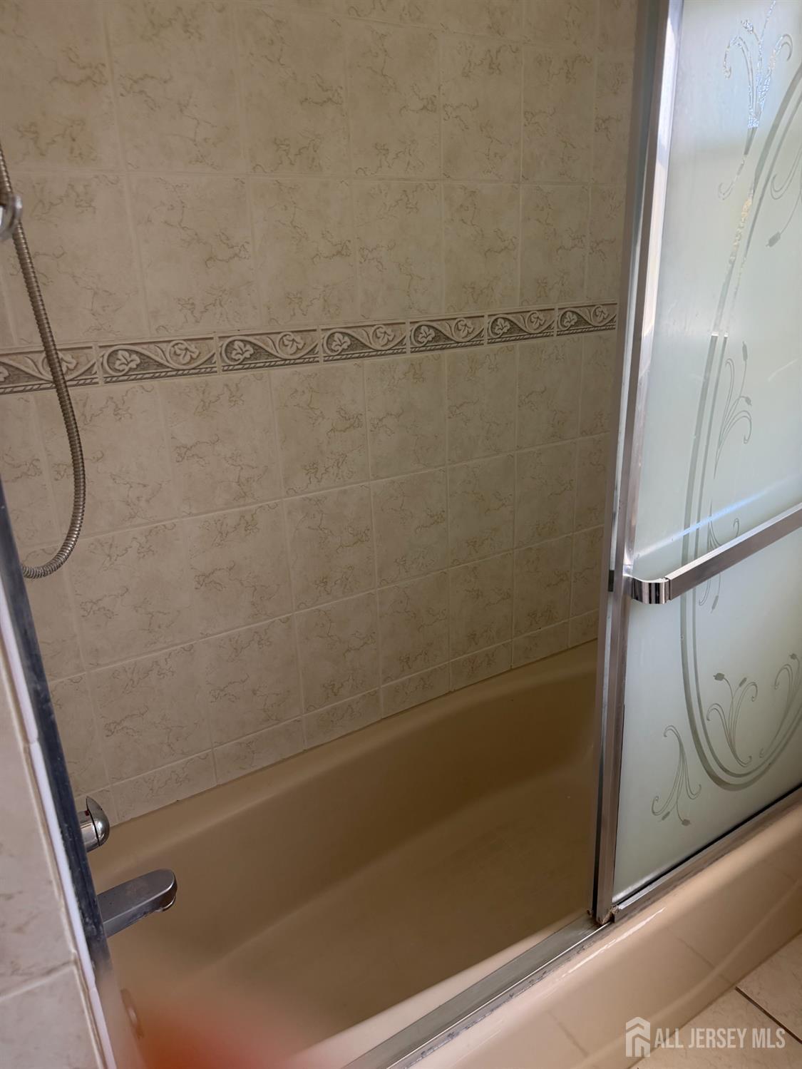 13 OAK WOOD, Parlin, NJ, 08859