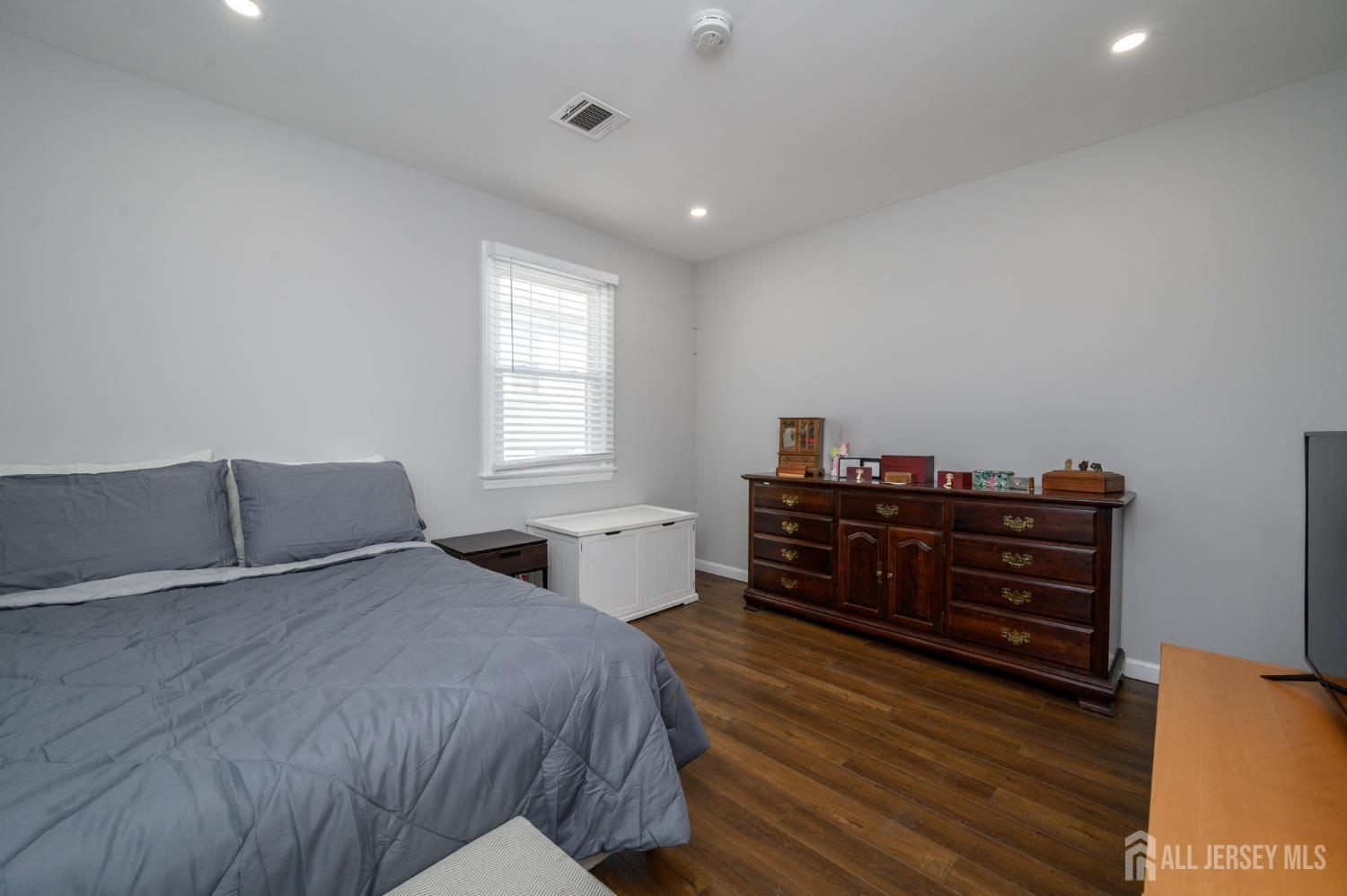 827 Lincoln, Manville, NJ, 08835