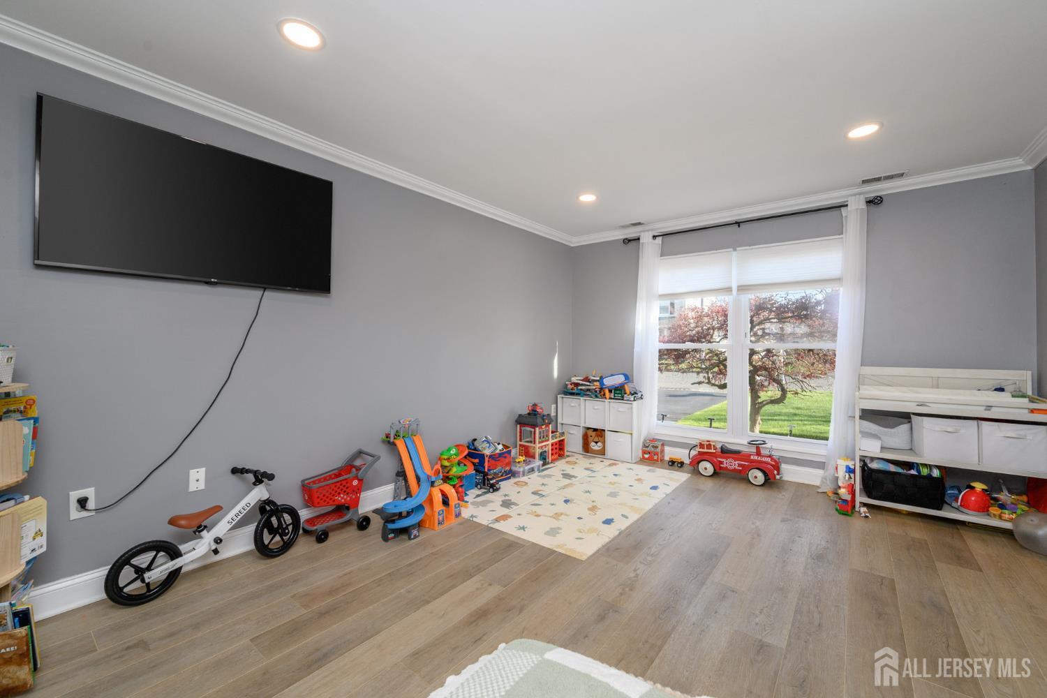 55 Augusta, Tinton Falls, NJ, 07712