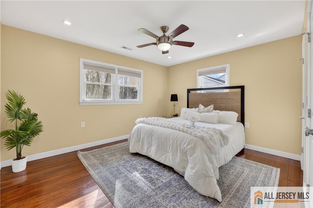 107 Finnegans, South Brunswick, NJ, 08824