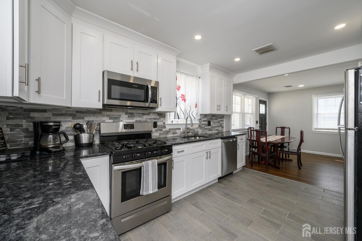 827 Lincoln, Manville, NJ, 08835