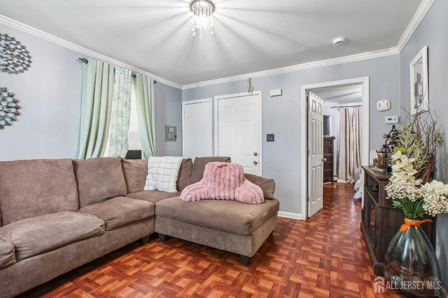 208 Gordon, Perth Amboy, NJ, 08861