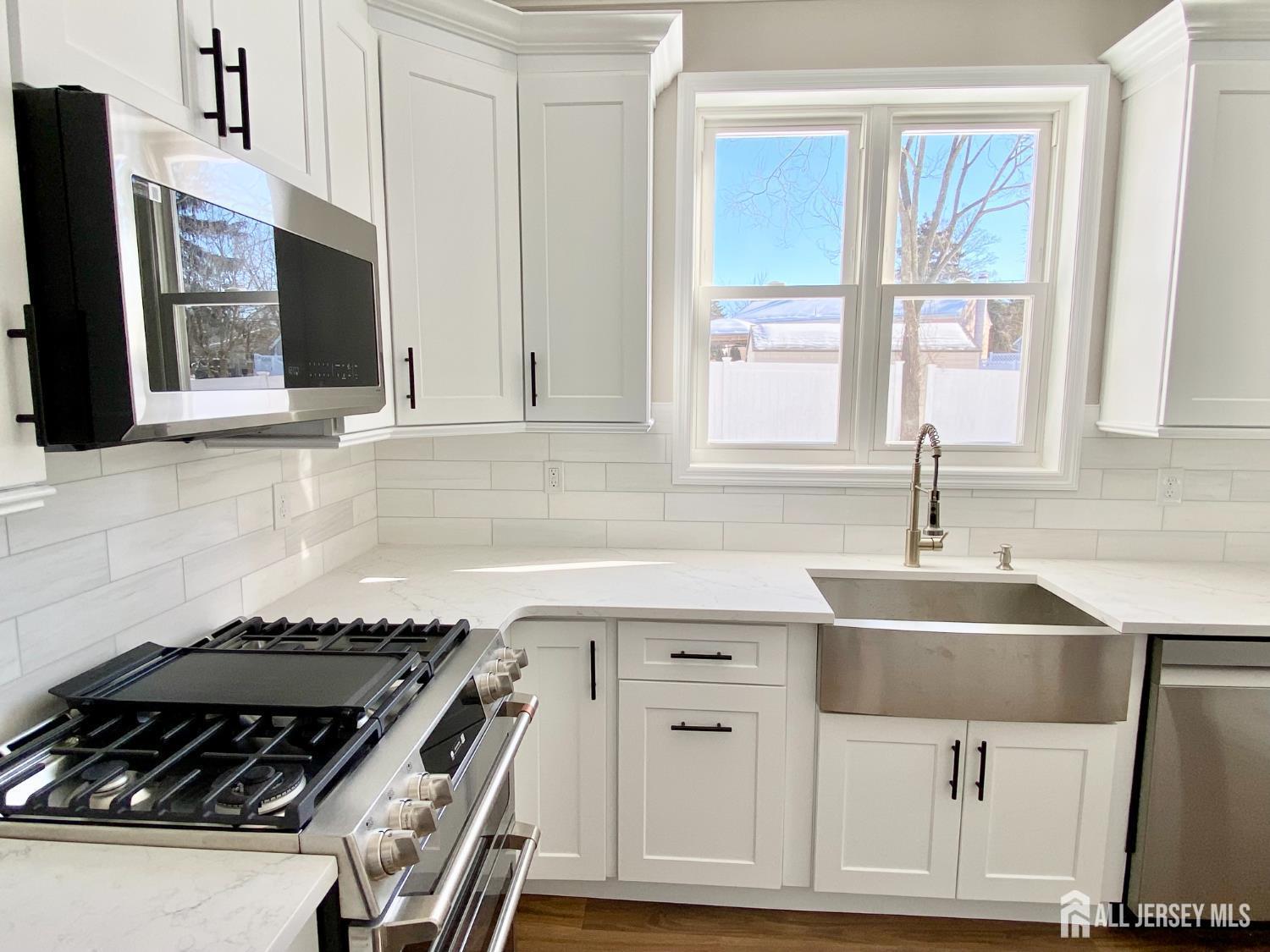 7 Vale, Edison, NJ, 08817