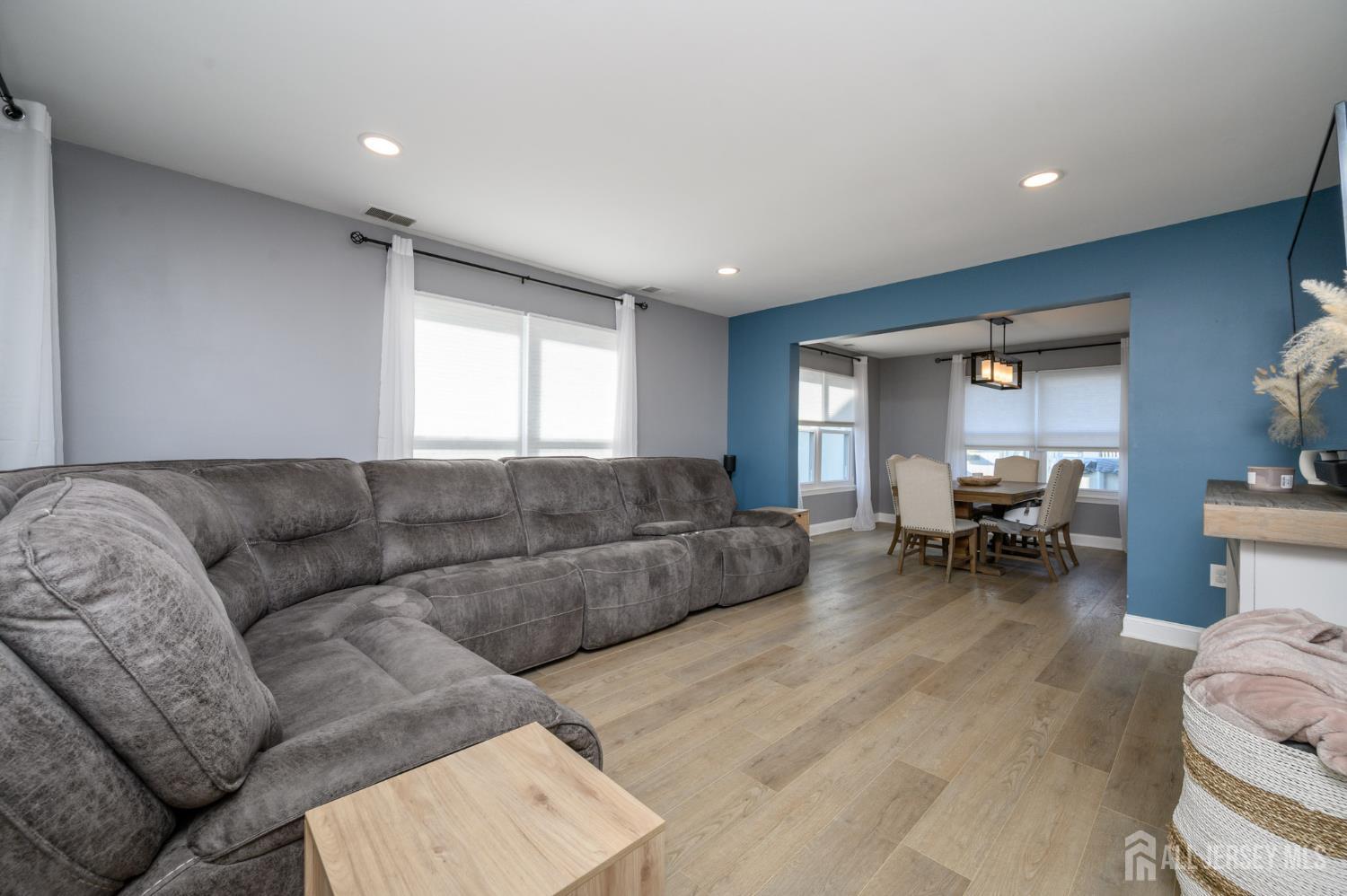 55 Augusta, Tinton Falls, NJ, 07712