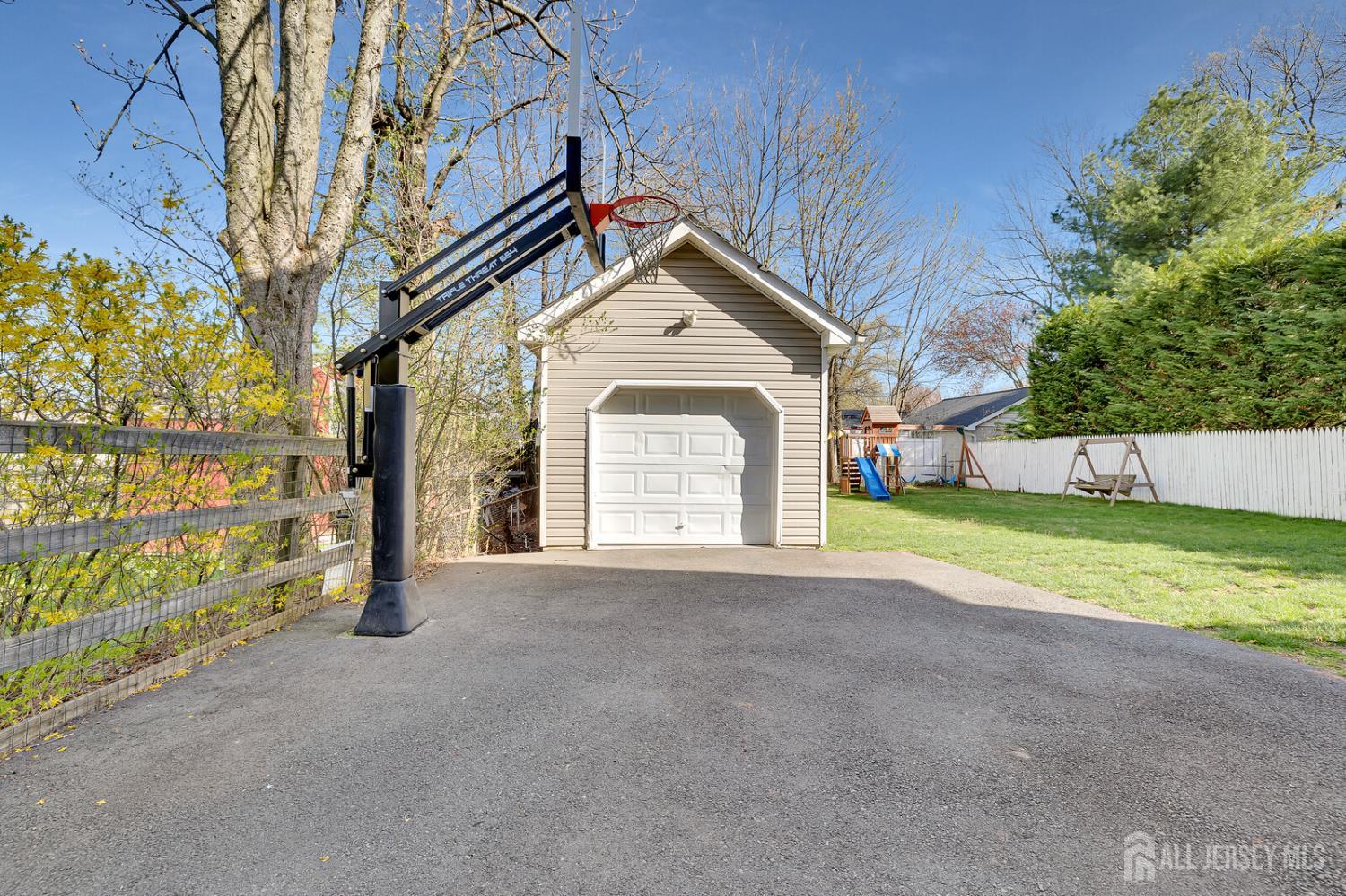 29 Tower, Edison, NJ, 08820