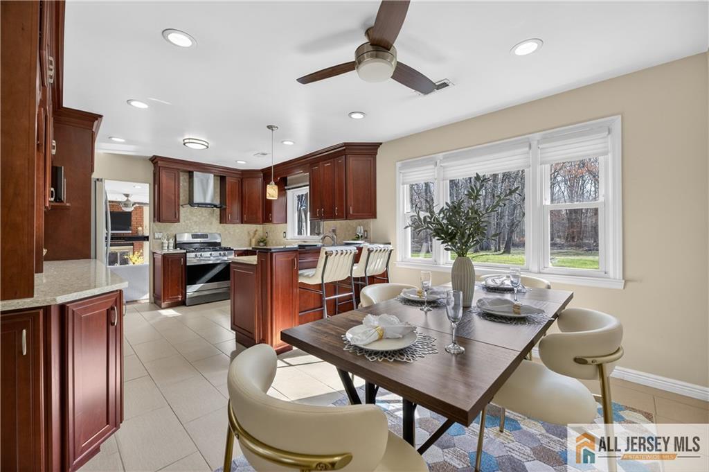 107 Finnegans, South Brunswick, NJ, 08824