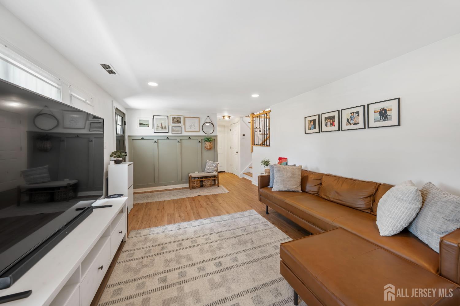 22 Partch, Edison, NJ, 08817