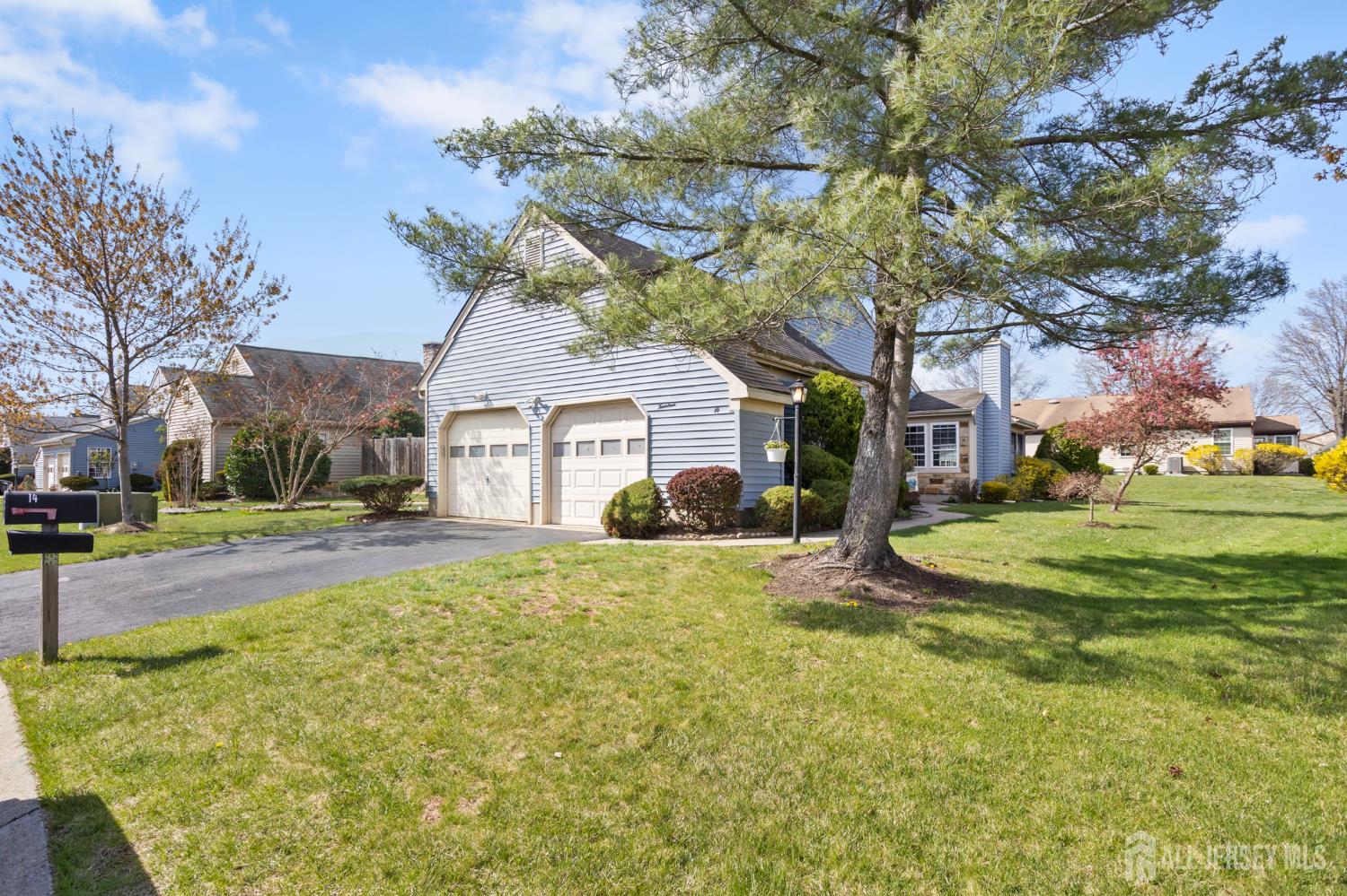 Photo of 14 Dorchester Drive